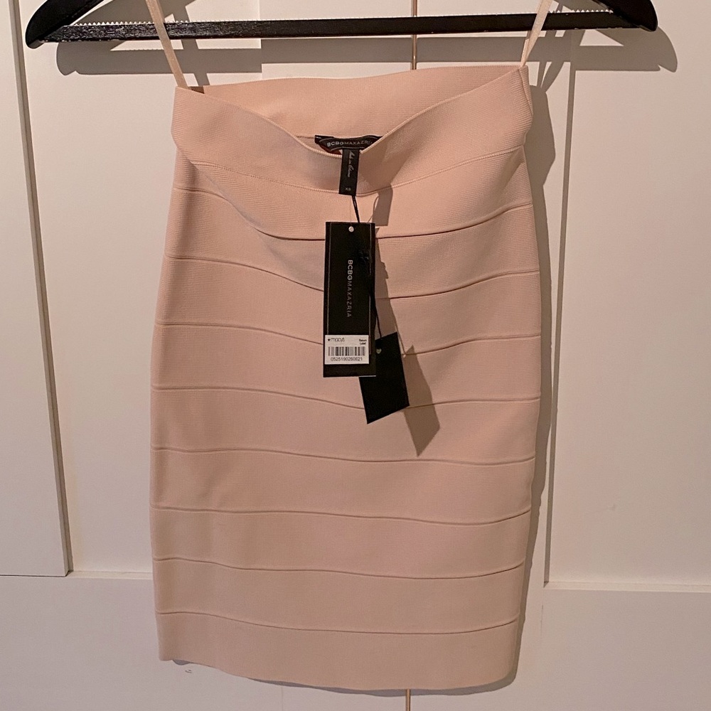NWT bodycon skirt BCBG